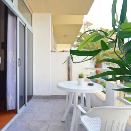 Barbados Yumbo Two Bedroom Apartment *